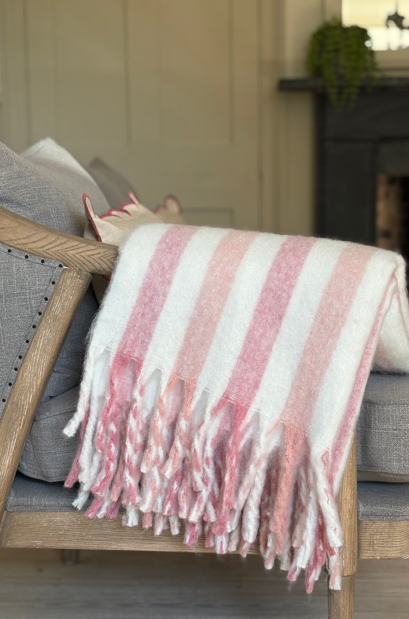 Striped Throw - Pink