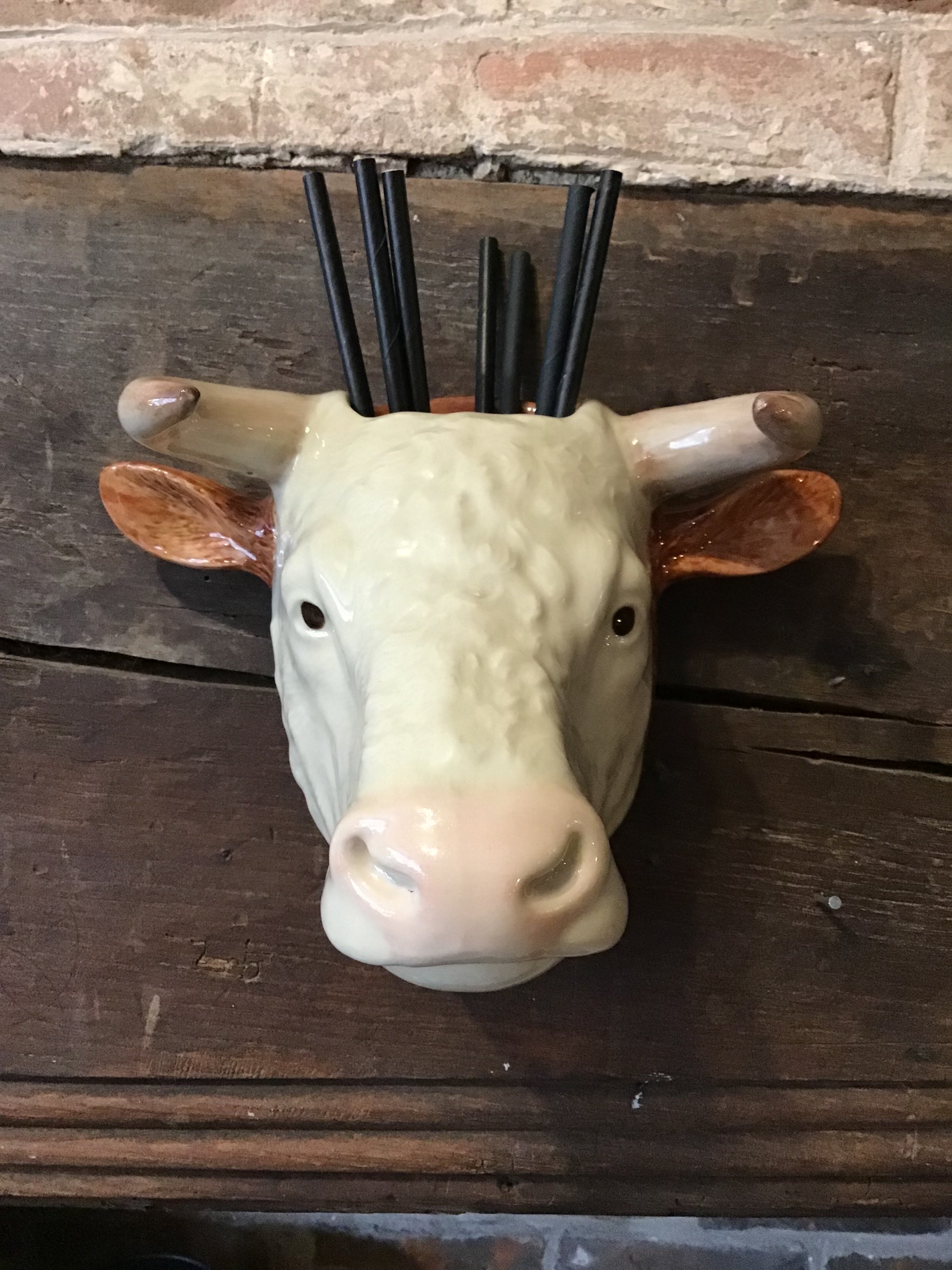 Quail Hereford Bull Wall Vase
