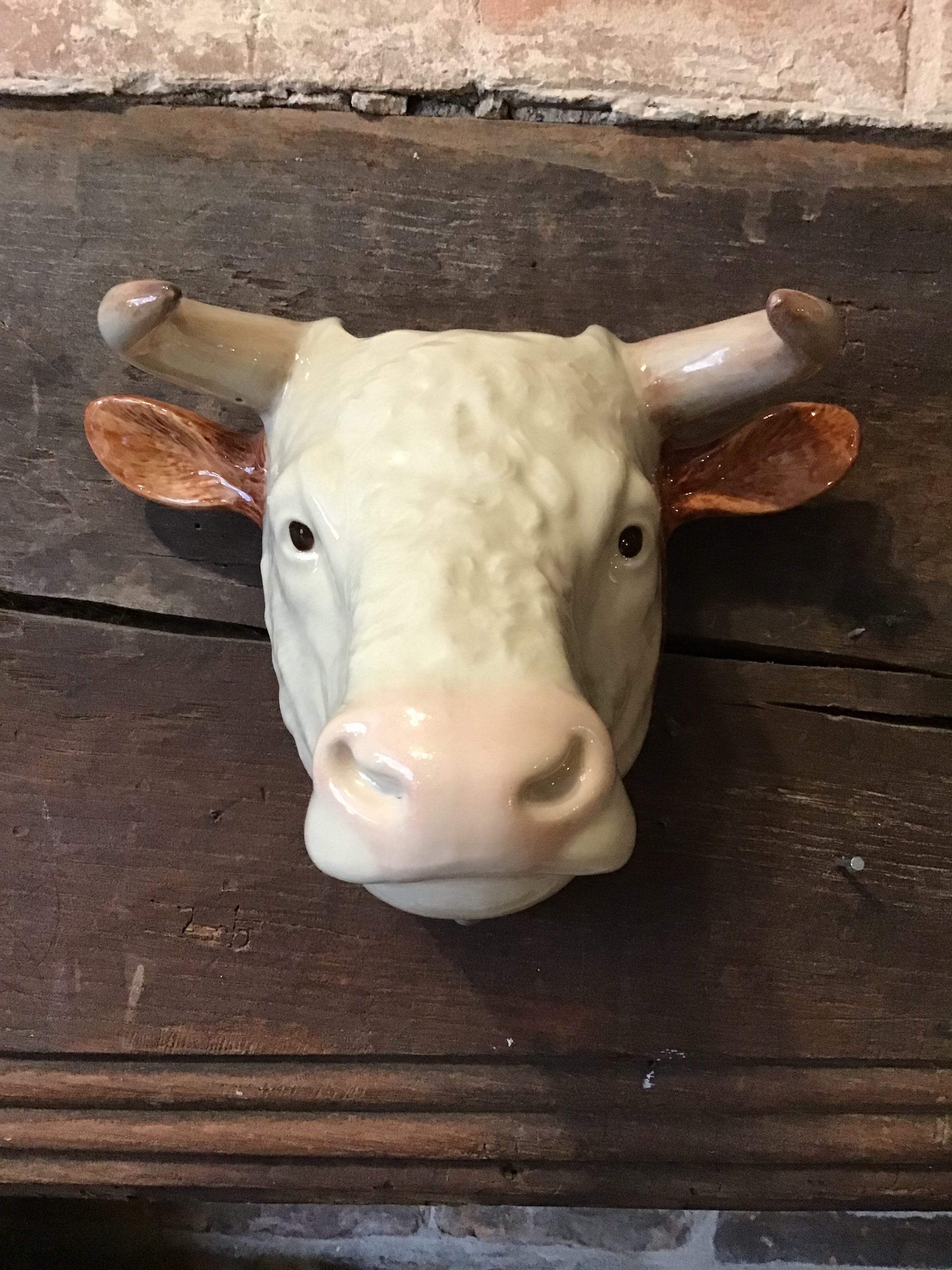 Quail Hereford Bull Wall Vase